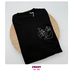 Geborduurd t-shirt in zwart met naam of tekening