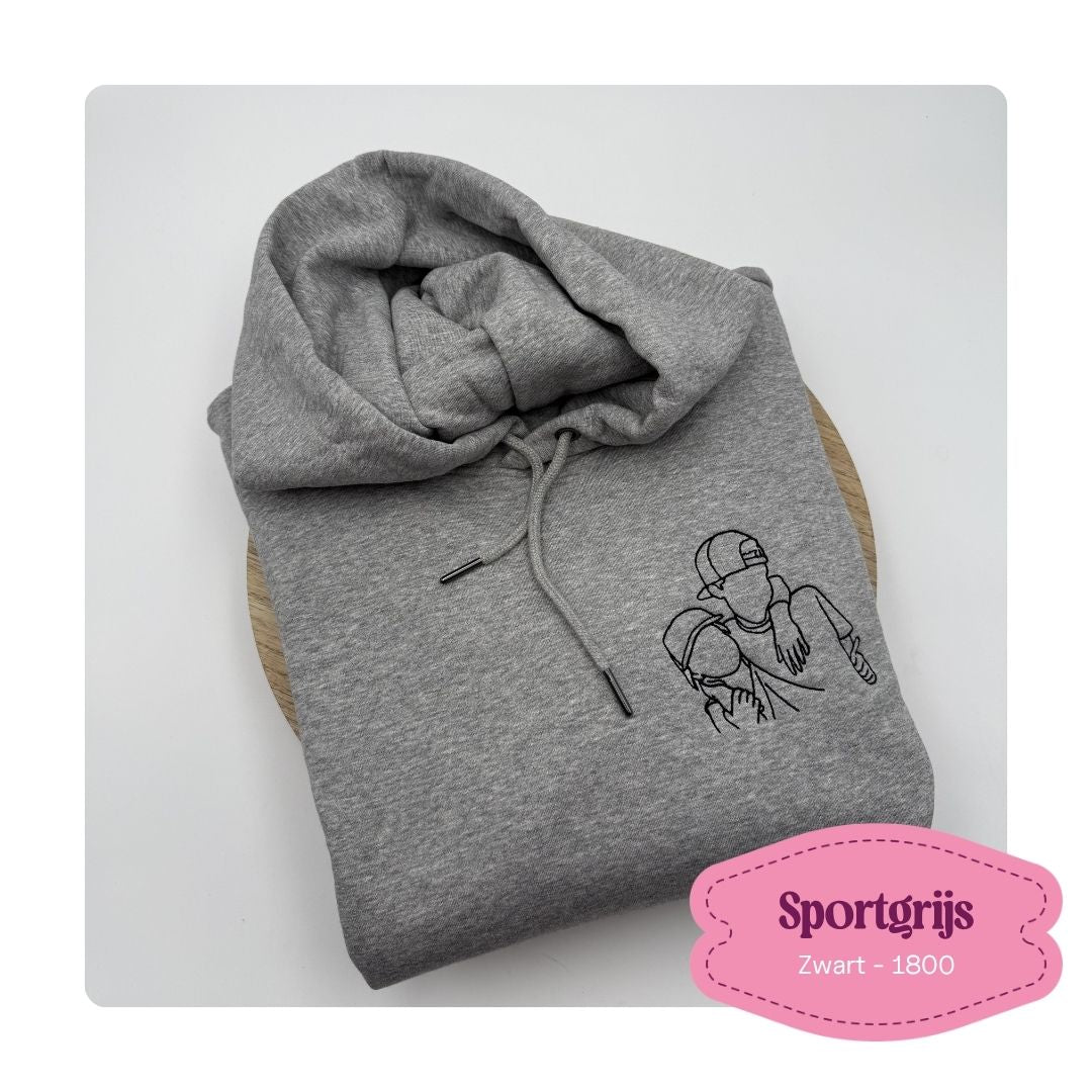 hoodie geborduurd met foto van kinderen omrand MBroidery