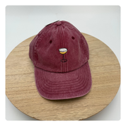 Vintage pet met borduring cocktail – perfect cadeau voor cocktail lovers”