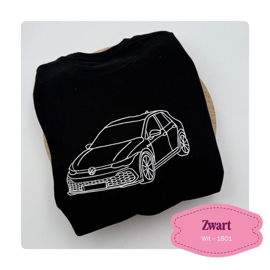 Zwarte sweater met auto borduurwerk op maat MBroidery