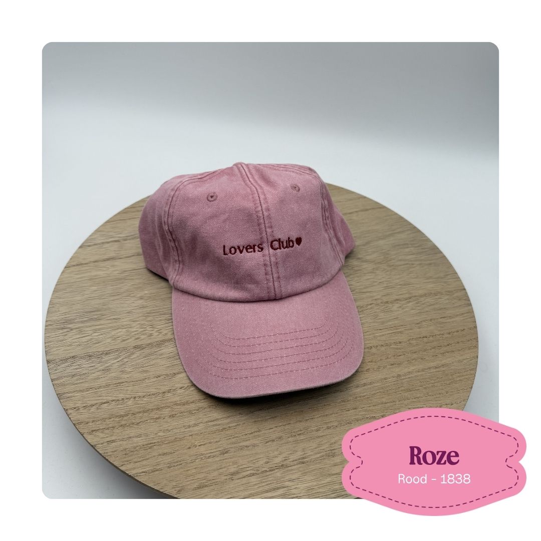 roze unisex pet geborduurd met quote in het midden ideaal cadeau